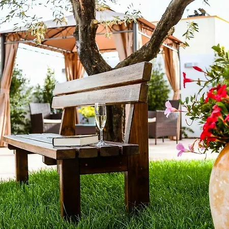 Il Lilium Panzió Ugento